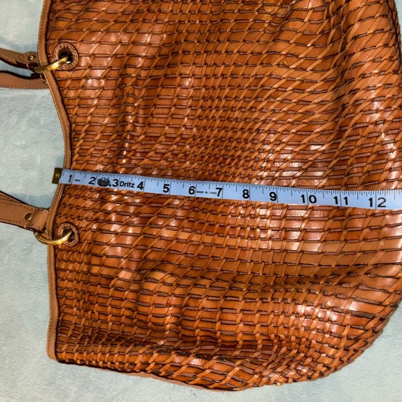 🥃COLE HAAN🥃WOVEN WHISKEY LEATHER SHOULDER BAG 🥃🥃🥃🥃🥃🥃 - Picture 10 of 13